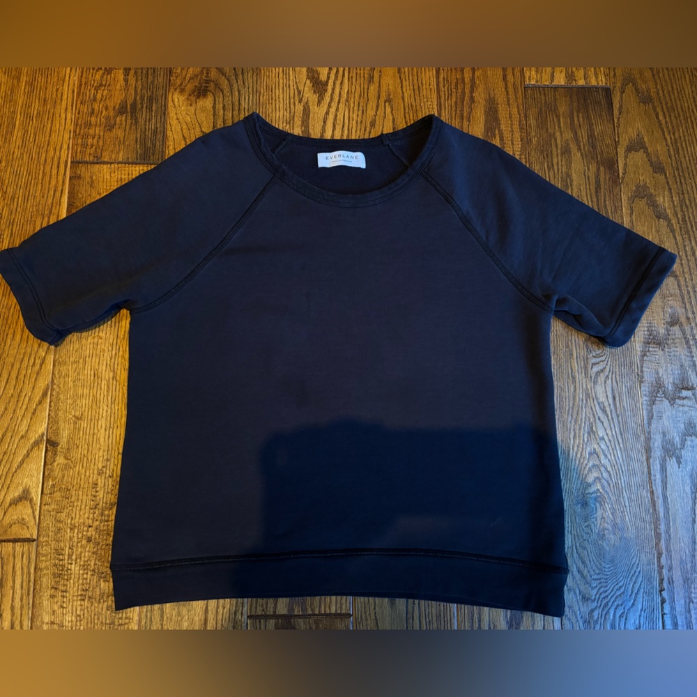 Everlane Black Shortsleeved Sweatshirt large